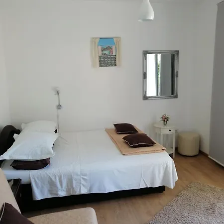 Kursan Apartment Seget Vranjica