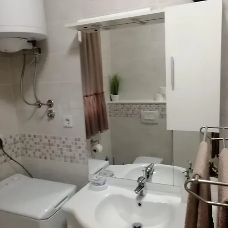 Apartment Kursan Seget Vranjica