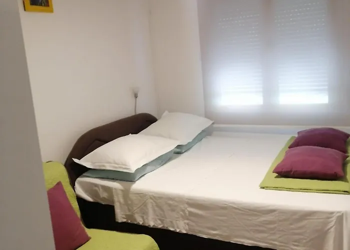 Kursan Apartamento Seget Vranjica